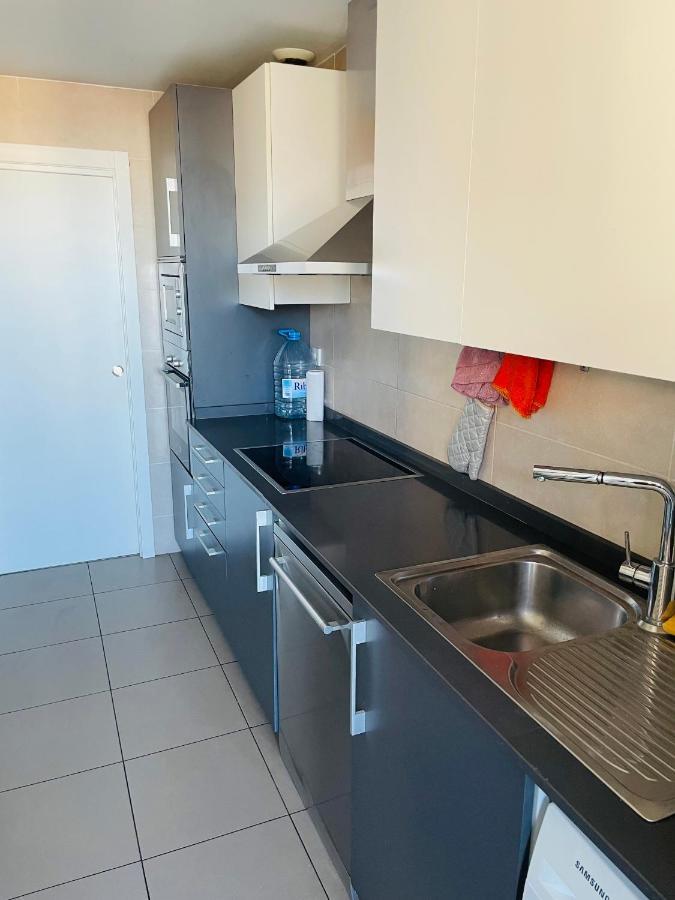 Fira De Barcelona City View Apartment With Garage Parking L'Hospitalet de Llobregat Esterno foto